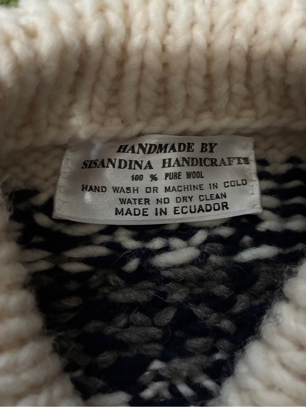 Vintage Hand Made in Ecuador Button-Up Cardigan - Picture 4 of 7